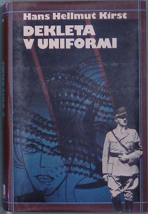 Dekleta v uniformi
