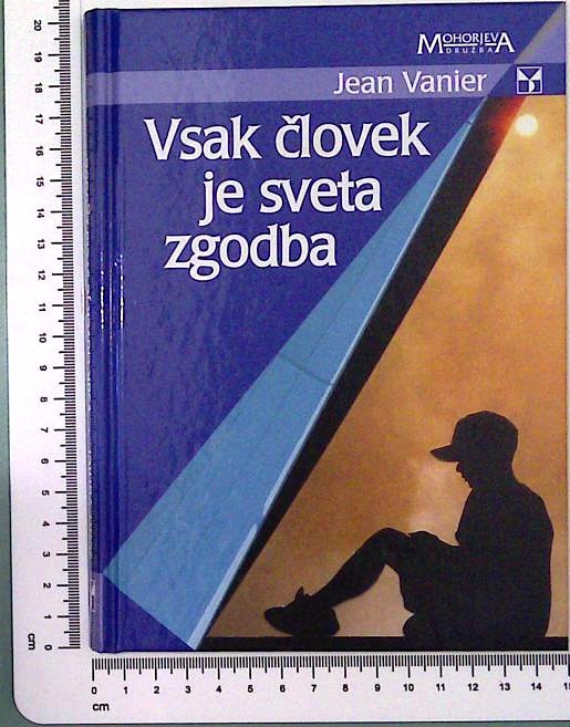 Vsak človek je sveta zgodba
