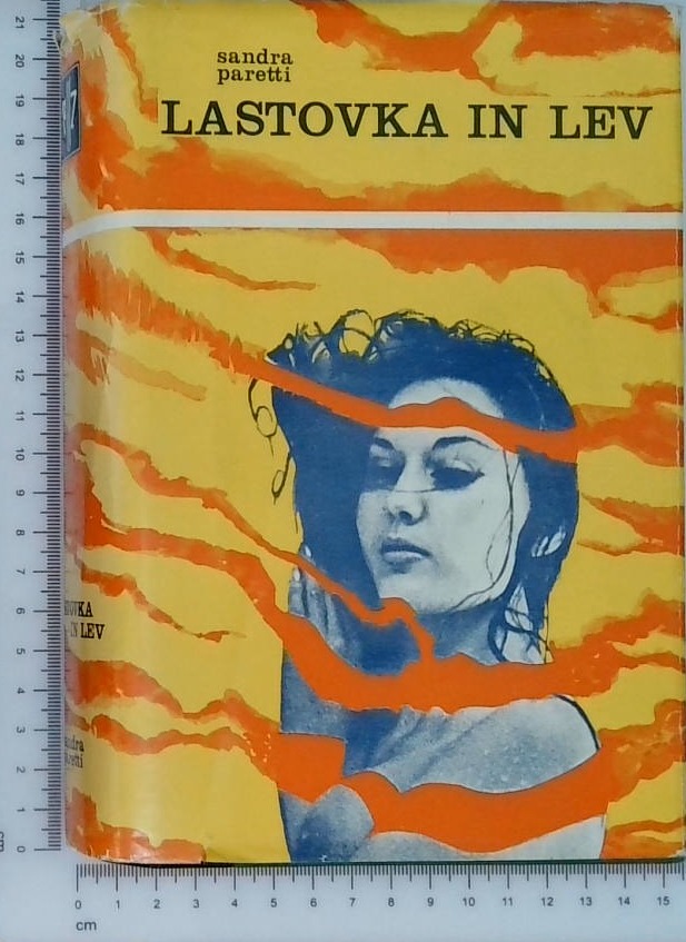 Lastovka in lev